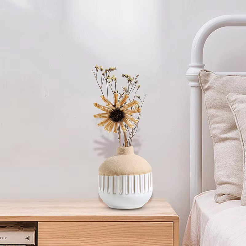 Ceramic Vase Creative Mini Flower Device Aromatherapy Bottle Arts and Crafts Display TV Cabinet Wine Cabinet Decoration