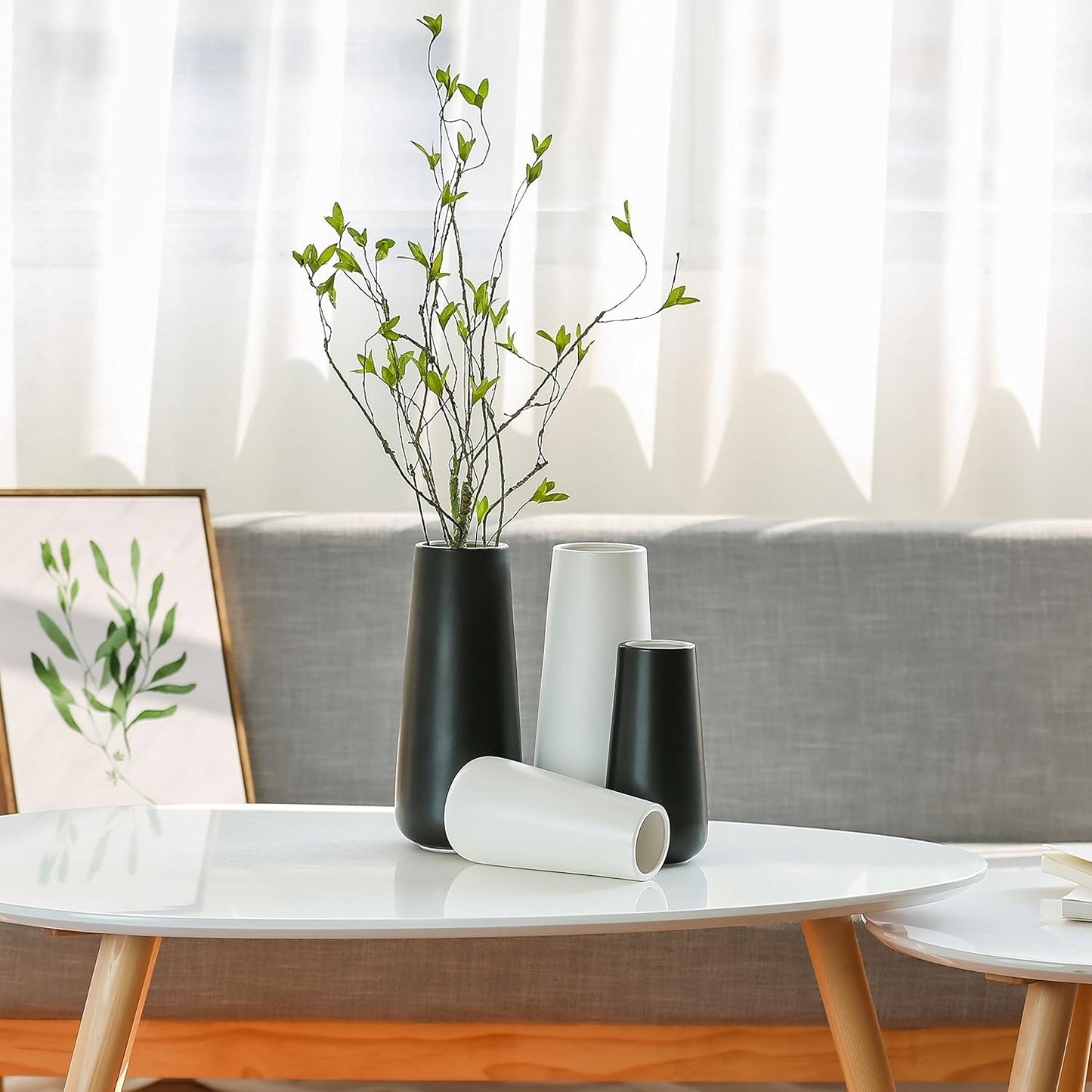 8 Inch Ceramic Flower Vase Matte Finishing, Minimalist Design for Home Décor, Bedroom, Living Room, Centerpieces, Office, Ebony Black, VS-XH-E-1