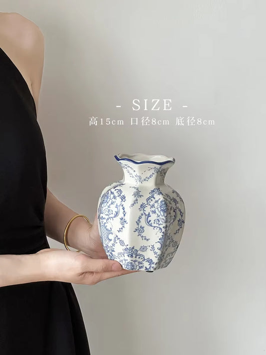 Vintage Ceramic Vase Blue and White Procelain Flower Pot Hand-Painted Vase for Flowers Home Decor Balcony Living Room Decoration