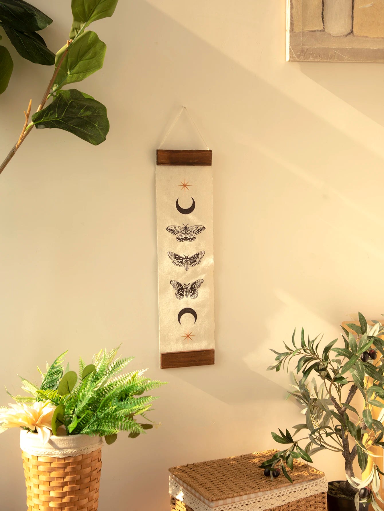Butterfly Moon Phase Tapestry Boho Home Decoration Wall Decor Room Decors Aesthetic Macrame Bedroom Wall Hanging Decoration Gift
