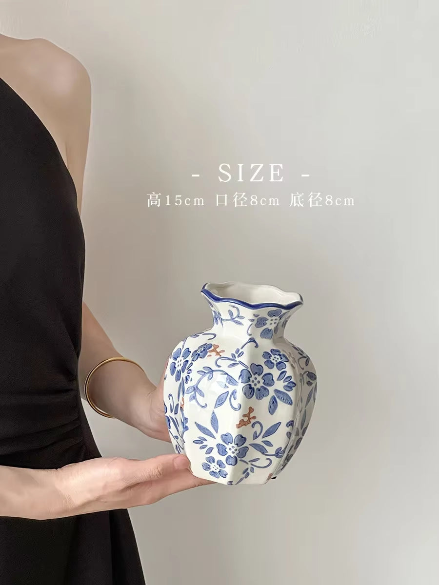 Vintage Ceramic Vase Blue and White Procelain Flower Pot Hand-Painted Vase for Flowers Home Decor Balcony Living Room Decoration
